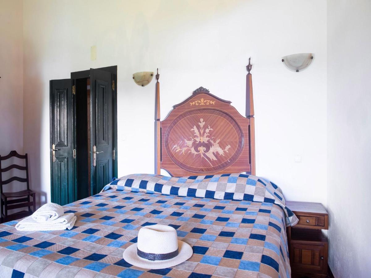 Villa House With Authentic Tiling And Antique Furniture Montemor-o-Novo Exterior foto